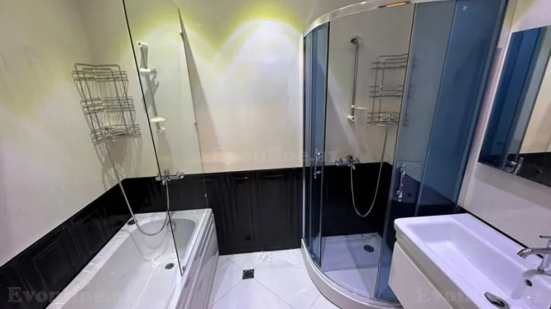 Kirayə verilir Ofis 131 m² Gənclik m. - şəkil 14