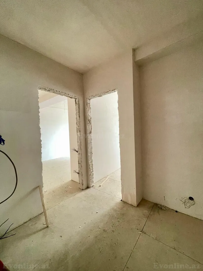 Satılır 3 otaqlı Mənzil Yeni tikili 80 m² 20 Yanvar m. - şəkil 13