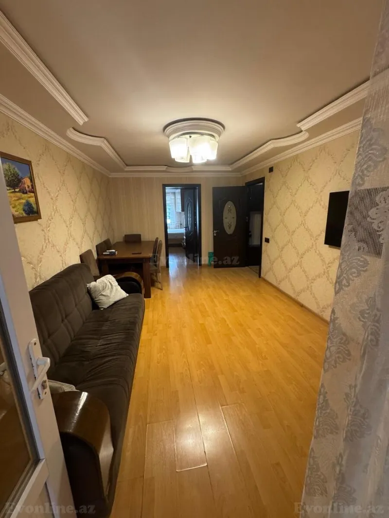 Kirayə verilir 3 otaqlı Mənzil Köhnə tikili 85 m² Elmlər Akademiyası m.