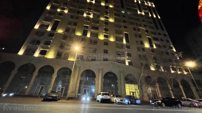 Satılır 4 otaqlı Mənzil Yeni tikili 231.4 m² Gənclik m. - şəkil 2