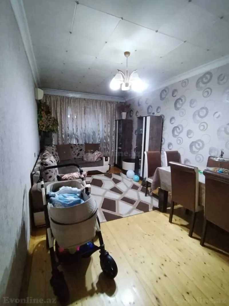 Satılır 2 otaqlı Mənzil Köhnə tikili 65 m² Əhmədli