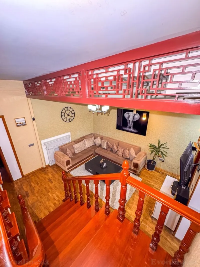 Kirayə verilir 4 otaqlı Mənzil Köhnə tikili 200 m² İçərişəhər m. - şəkil 6