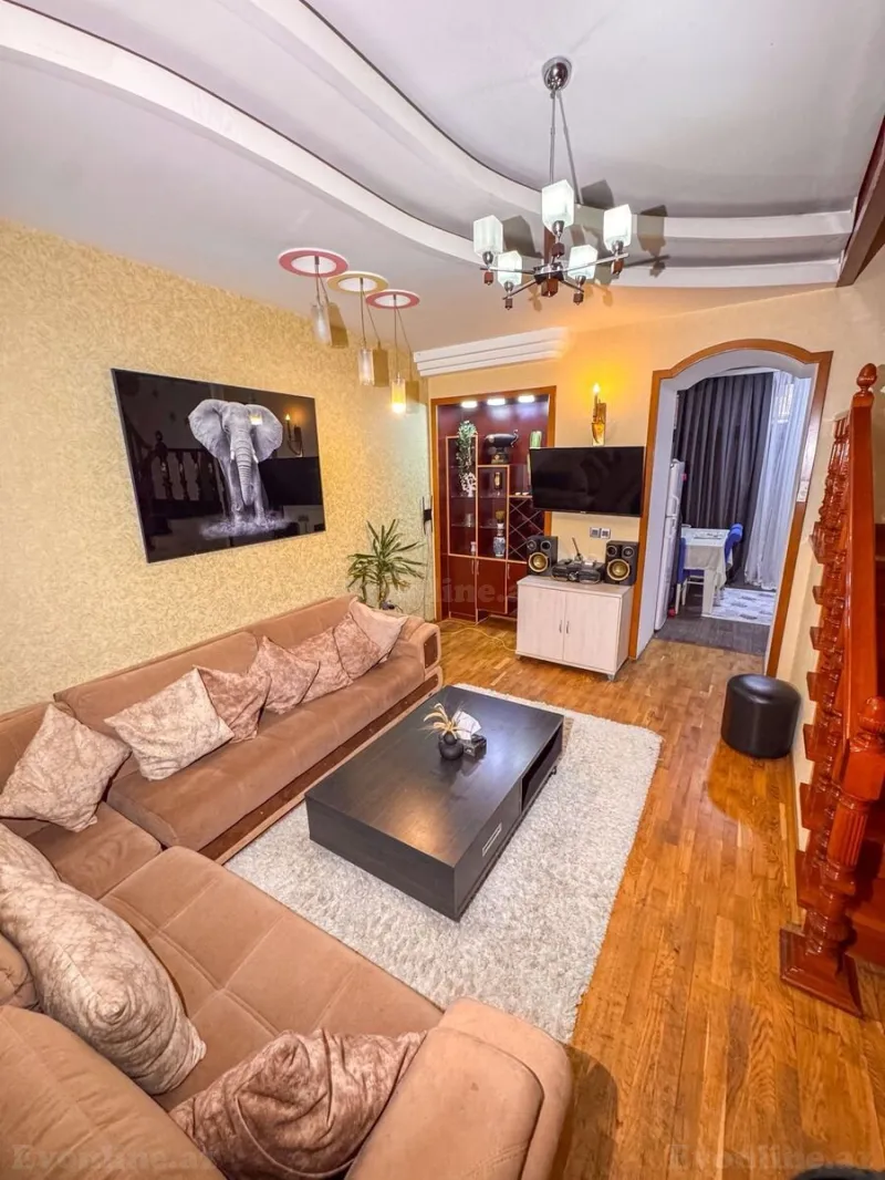 Kirayə verilir 4 otaqlı Mənzil Köhnə tikili 200 m² İçərişəhər m. - şəkil 9