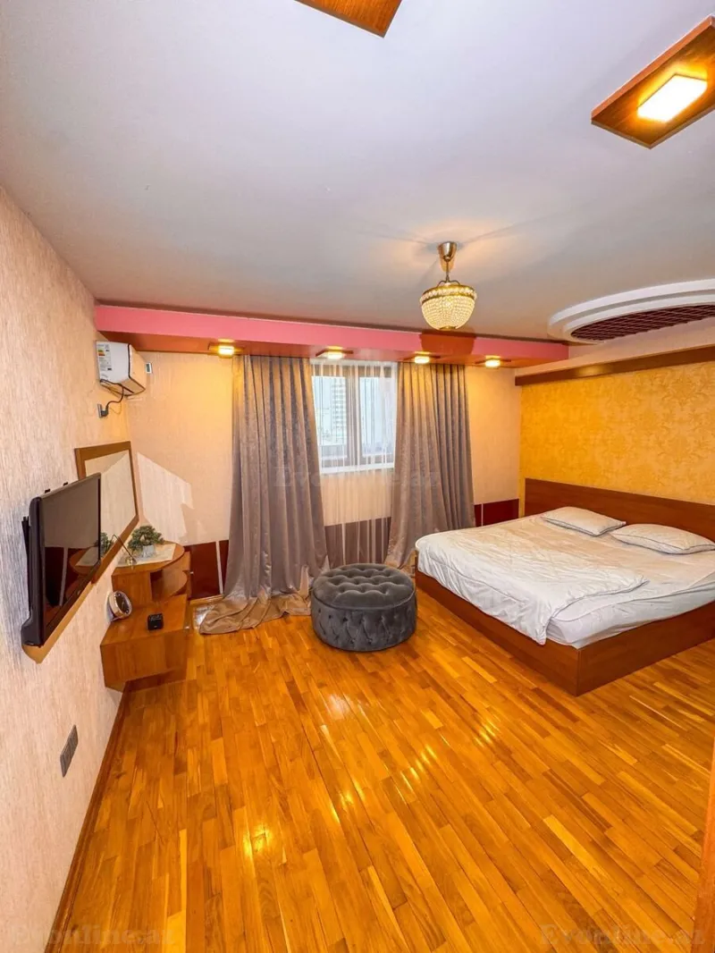 Kirayə verilir 4 otaqlı Mənzil Köhnə tikili 200 m² İçərişəhər m. - şəkil 12