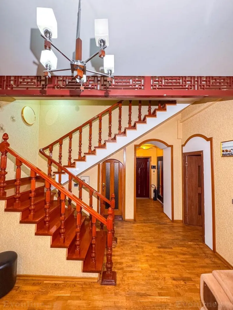 Kirayə verilir 4 otaqlı Mənzil Köhnə tikili 200 m² İçərişəhər m. - şəkil 20