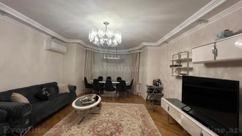 Satılır 3 otaqlı Mənzil Yeni tikili 130 m² 8 Noyabr m.
