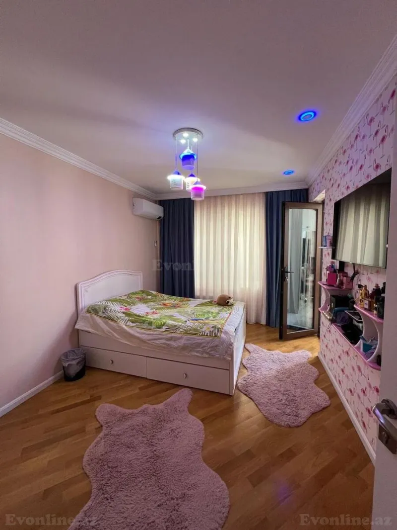 Satılır 3 otaqlı Mənzil Yeni tikili 130 m² 8 Noyabr m. - şəkil 4