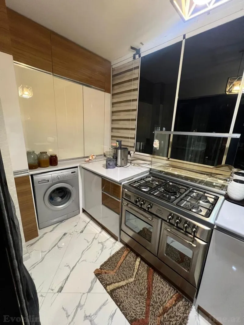 Satılır 3 otaqlı Mənzil Yeni tikili 130 m² 8 Noyabr m. - şəkil 11