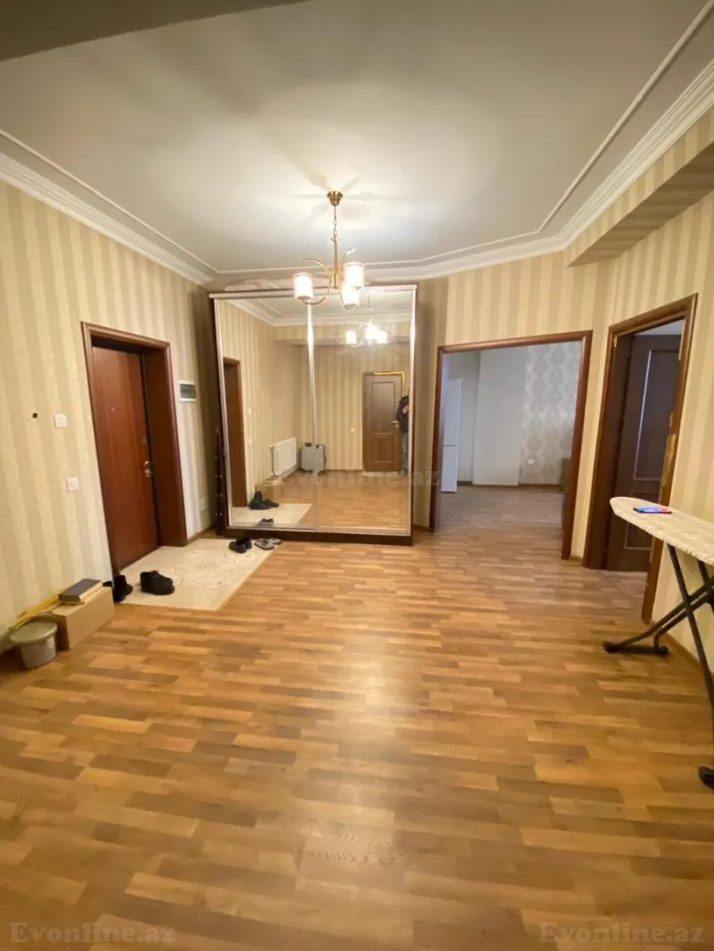 Kirayə verilir 3 otaqlı Mənzil Yeni tikili 100 m² 8-ci mikrorayon - şəkil 18