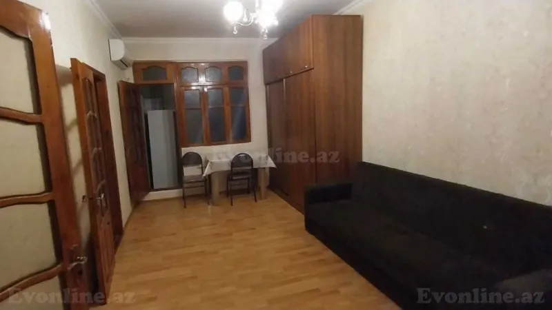 Satılır 2 otaqlı Mənzil Köhnə tikili 35 m² 2-ci mikrorayon