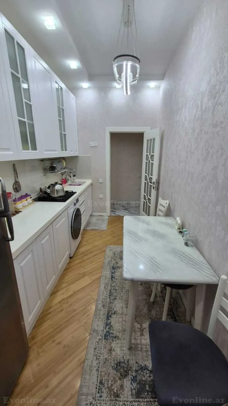 Satılır 3 otaqlı Mənzil Yeni tikili 83 m² Memar Əcəmi m. - şəkil 4