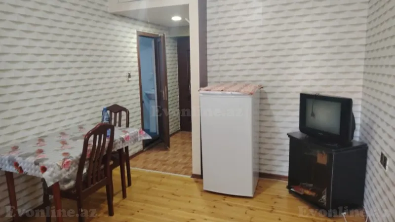 Kirayə verilir 2 otaqlı Mənzil Köhnə tikili 40 m² Böyükşor - şəkil 2