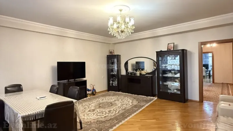 Satılır 3 otaqlı Mənzil Yeni tikili 141 m² Nizami r. - şəkil 2