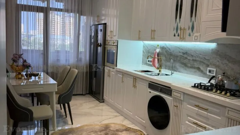 Satılır 3 otaqlı Mənzil Yeni tikili 128 m² Qara Qarayev m. - şəkil 5