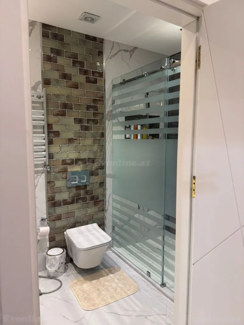 Satılır 3 otaqlı Mənzil Yeni tikili 128 m² Qara Qarayev m. - şəkil 6