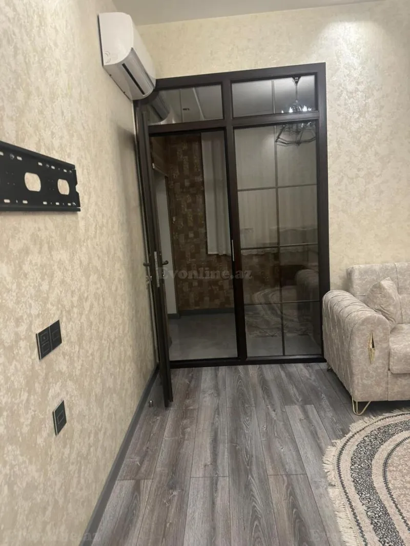 Kirayə verilir 2 otaqlı Mənzil Yeni tikili 80 m² Neftçilər m. - şəkil 3