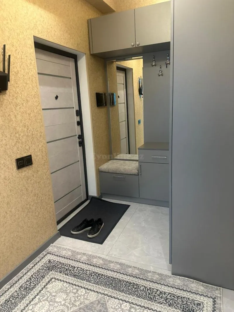 Kirayə verilir 2 otaqlı Mənzil Yeni tikili 80 m² Neftçilər m. - şəkil 10