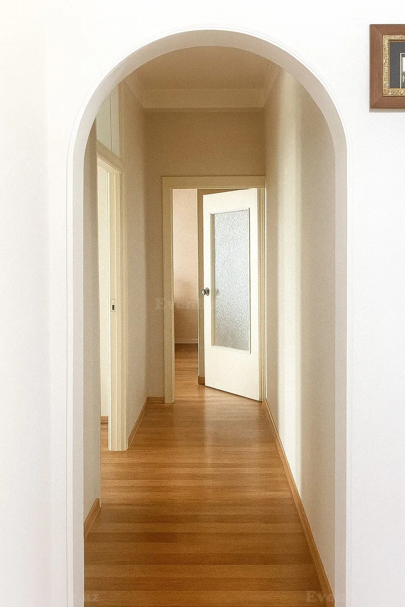 Kirayə verilir 5 otaqlı Mənzil Köhnə tikili 120 m² Yeni Yasamal - şəkil 4