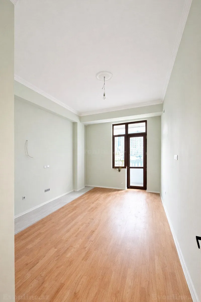 Satılır 2 otaqlı Mənzil Yeni tikili 80 m² Nəsimi r. - şəkil 5
