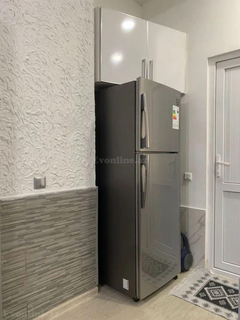 Kirayə verilir 2 otaqlı Mənzil Köhnə tikili 50 m² Sahil m. - şəkil 8