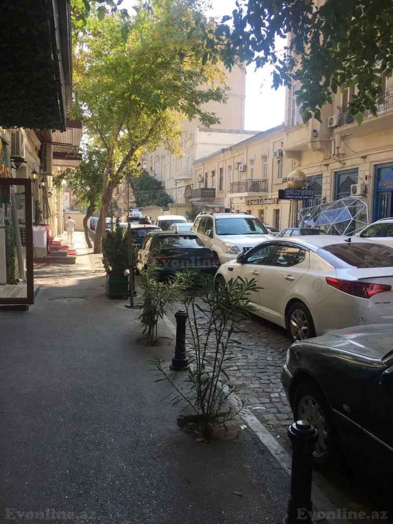 Kirayə verilir 2 otaqlı Mənzil Köhnə tikili 50 m² Sahil m. - şəkil 14