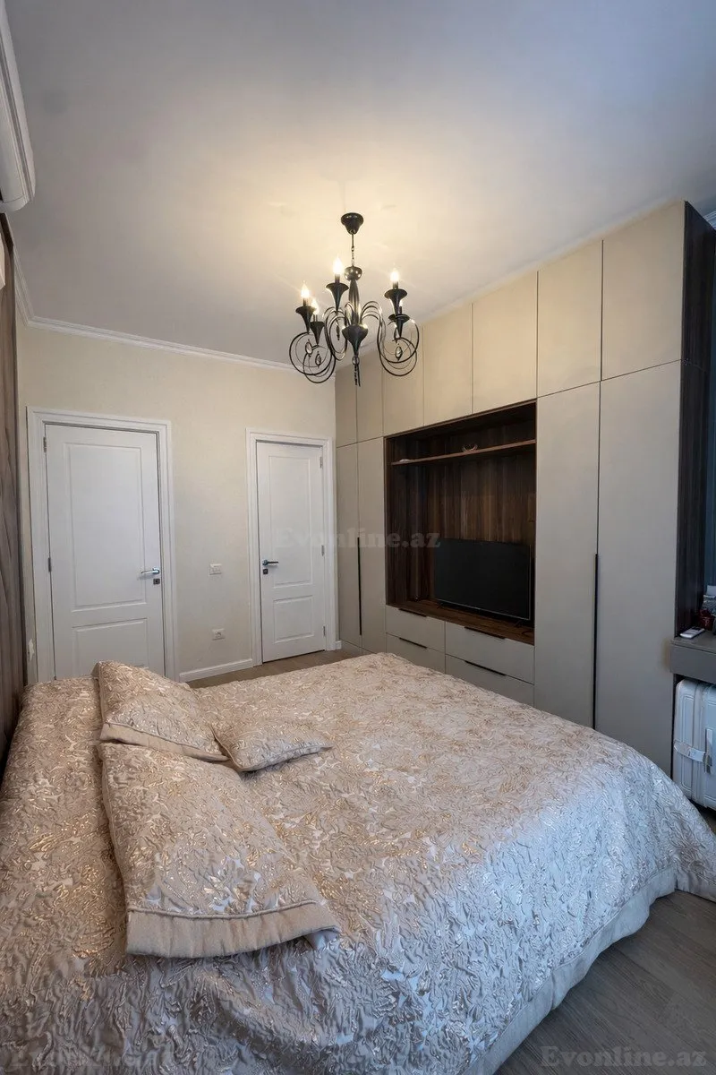 Satılır 3 otaqlı Mənzil Yeni tikili 83 m² Yasamal r. - şəkil 5