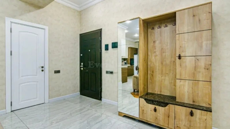 Kirayə verilir 3 otaqlı Mənzil Yeni tikili 116 m² Sahil m. - şəkil 6