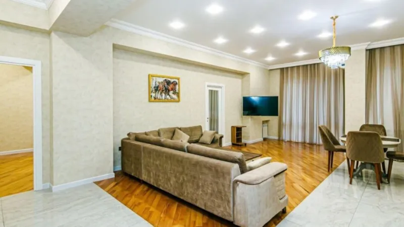 Kirayə verilir 3 otaqlı Mənzil Yeni tikili 116 m² Sahil m. - şəkil 9