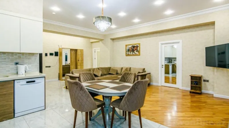 Kirayə verilir 3 otaqlı Mənzil Yeni tikili 116 m² Sahil m. - şəkil 14