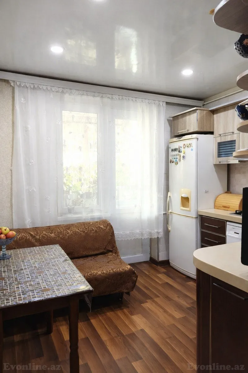 Satılır 3 otaqlı Mənzil Köhnə tikili 80 m² Əhmədli m. - şəkil 6