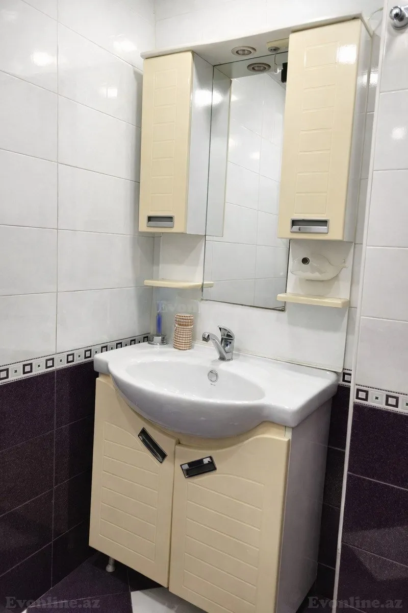 Satılır 3 otaqlı Mənzil Köhnə tikili 80 m² Əhmədli m. - şəkil 9