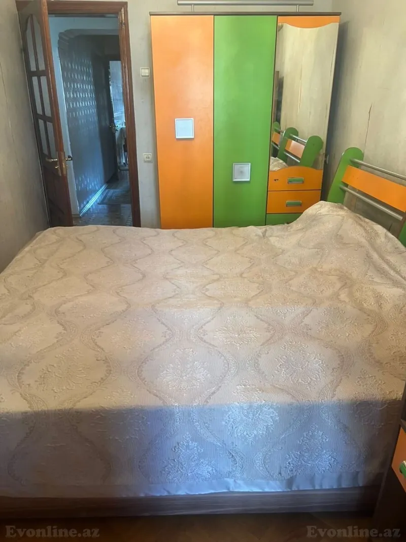 Satılır 3 otaqlı Mənzil Köhnə tikili 85 m² Xalqlar Dostluğu m. - şəkil 6