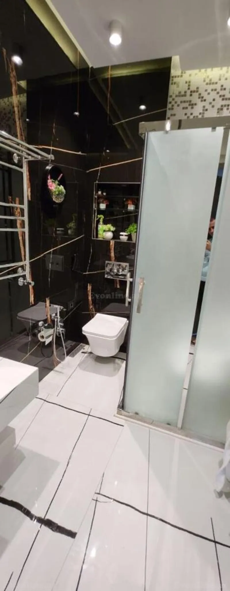 Kirayə verilir 5 otaqlı Mənzil Yeni tikili 250 m² Sahil m. - şəkil 22