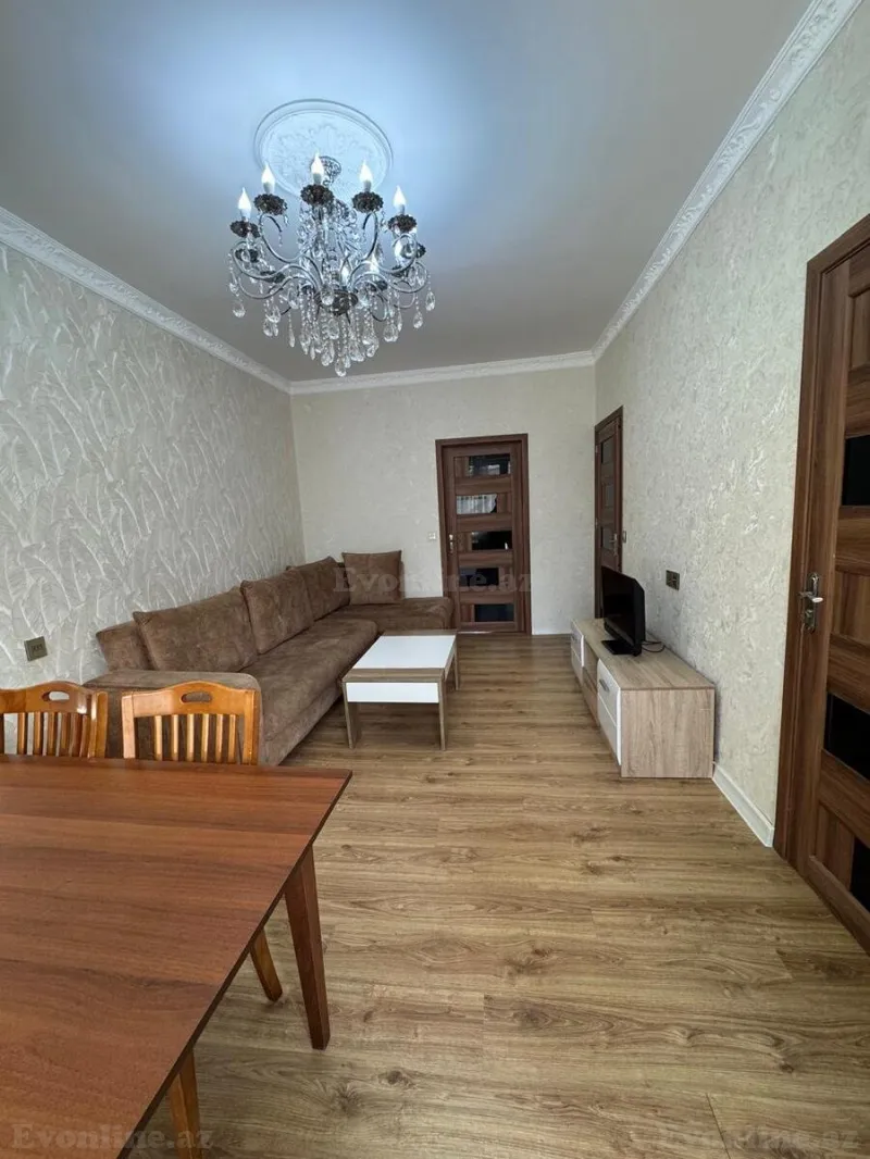 Satılır 2 otaqlı Mənzil Köhnə tikili 55 m² 4-cü mikrorayon - şəkil 2