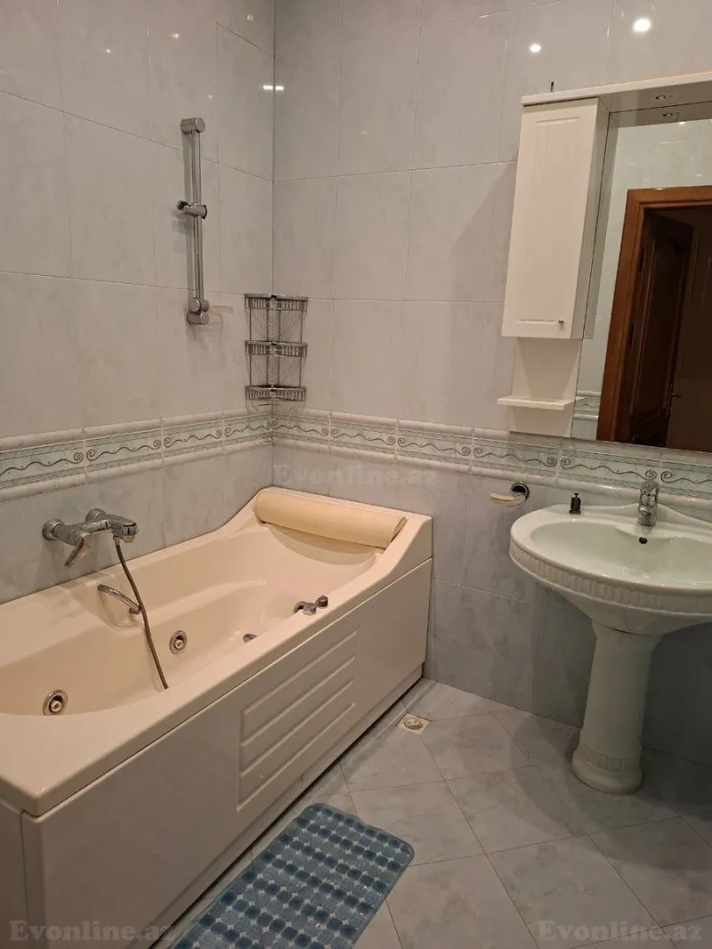 Satılır 4 otaqlı Mənzil Yeni tikili 172 m² 3-cü mikrorayon - şəkil 11