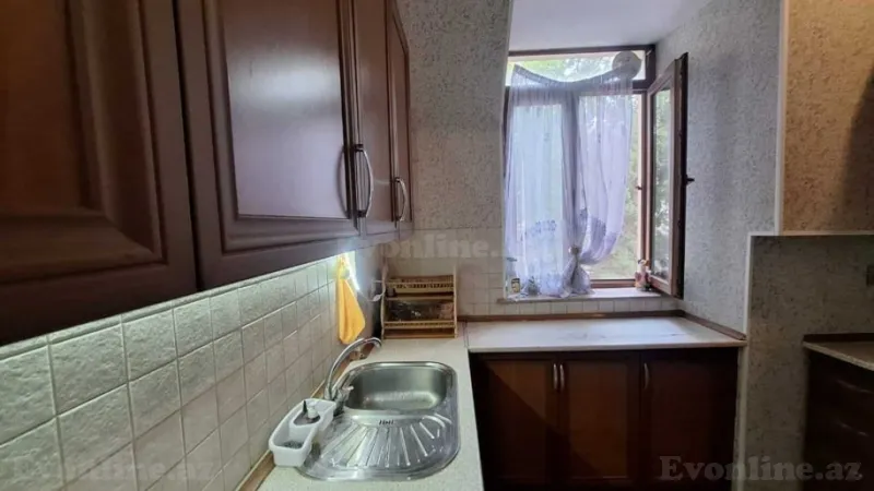 Satılır 2 otaqlı Mənzil Köhnə tikili 56 m² Səbail r. - şəkil 7