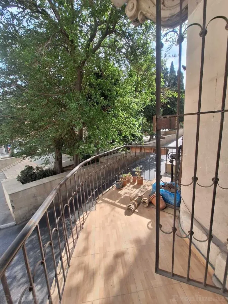 Satılır 2 otaqlı Mənzil Köhnə tikili 56 m² Səbail r. - şəkil 17