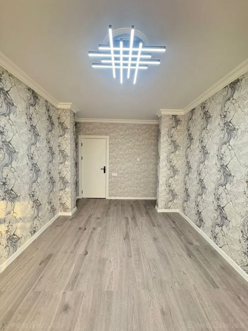 Satılır 3 otaqlı Mənzil Köhnə tikili 80 m² Əhmədli - şəkil 2