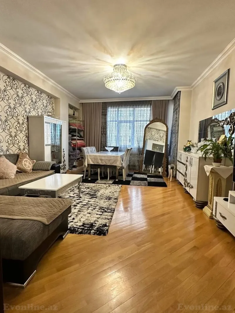 Satılır 3 otaqlı Mənzil Yeni tikili 130 m² Neftçilər m.