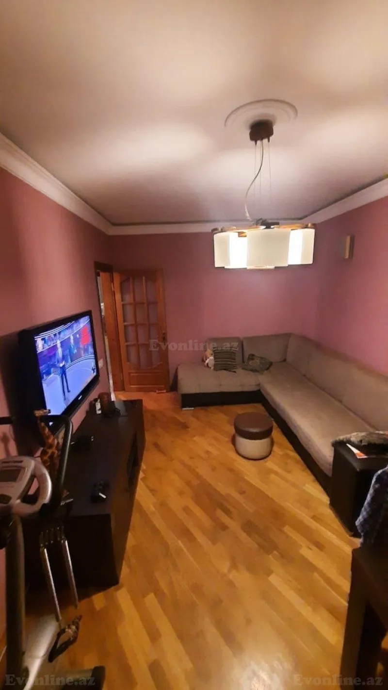 Satılır 3 otaqlı Mənzil Köhnə tikili 85 m² Həzi Aslanov