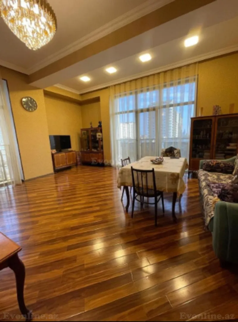 Satılır 3 otaqlı Mənzil Yeni tikili 130 m² Nərimanov r. - şəkil 2