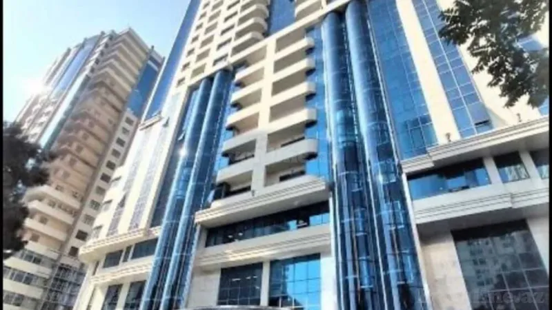 Kirayə verilir 3 otaqlı Mənzil Yeni tikili 120 m² 28 May m.