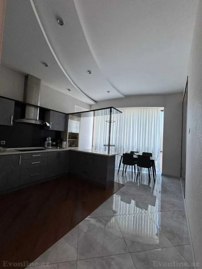 Kirayə verilir 3 otaqlı Mənzil Yeni tikili 120 m² 28 May m. - şəkil 11