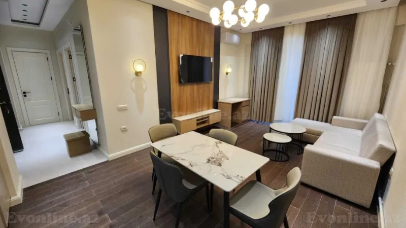 Kirayə verilir 3 otaqlı Mənzil Yeni tikili 80 m² Bakmil m.