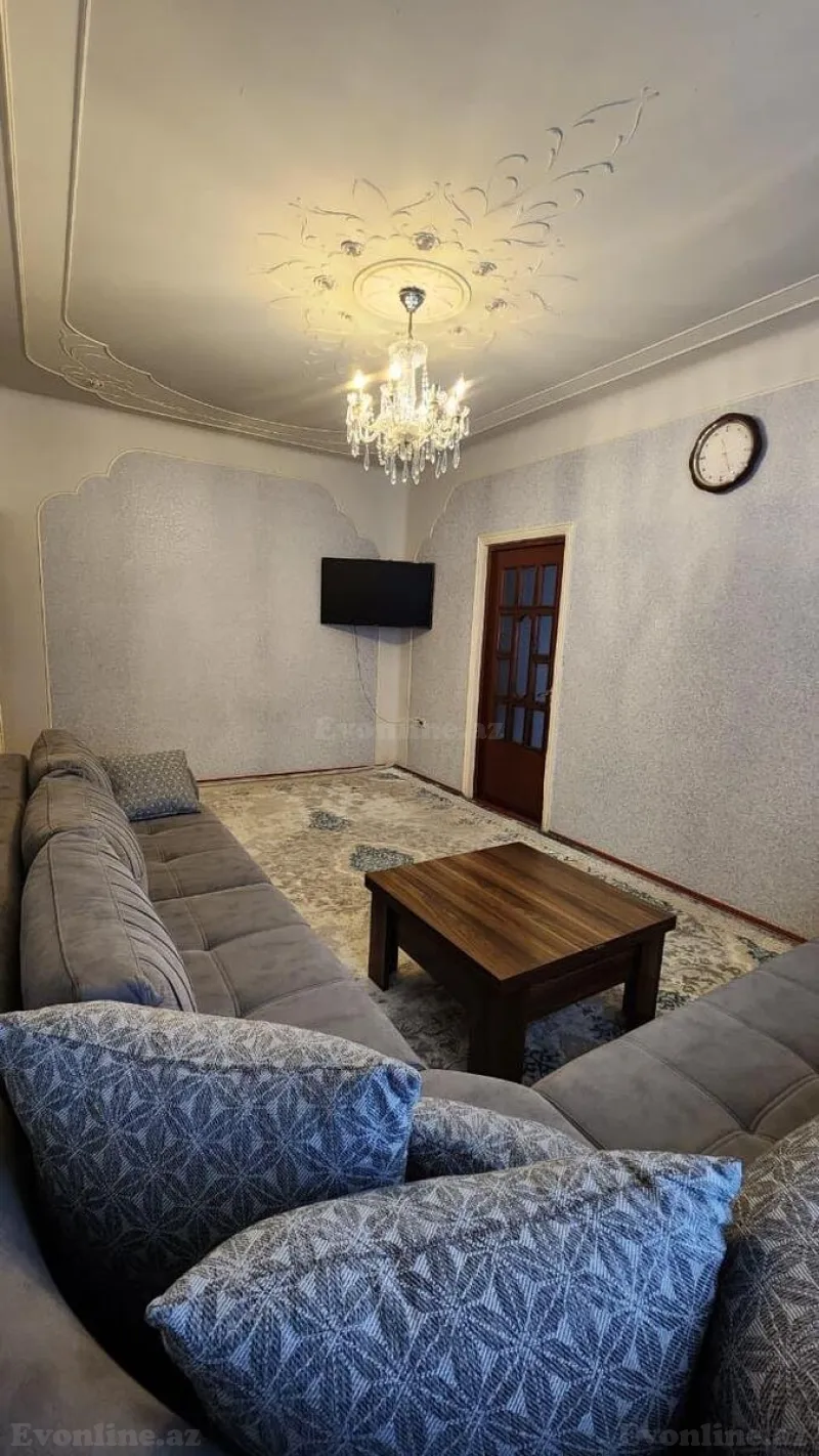 Satılır 5 otaqlı Mənzil Köhnə tikili 120 m² Qaraçuxur - şəkil 3