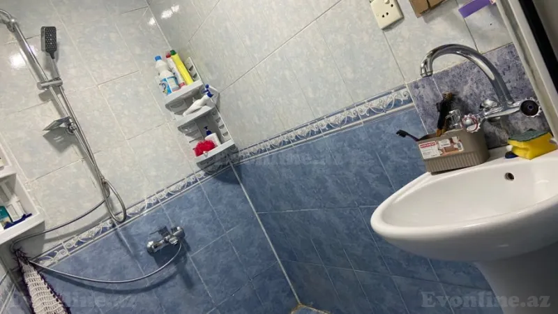 Satılır 5 otaqlı Mənzil Köhnə tikili 120 m² Qaraçuxur - şəkil 8