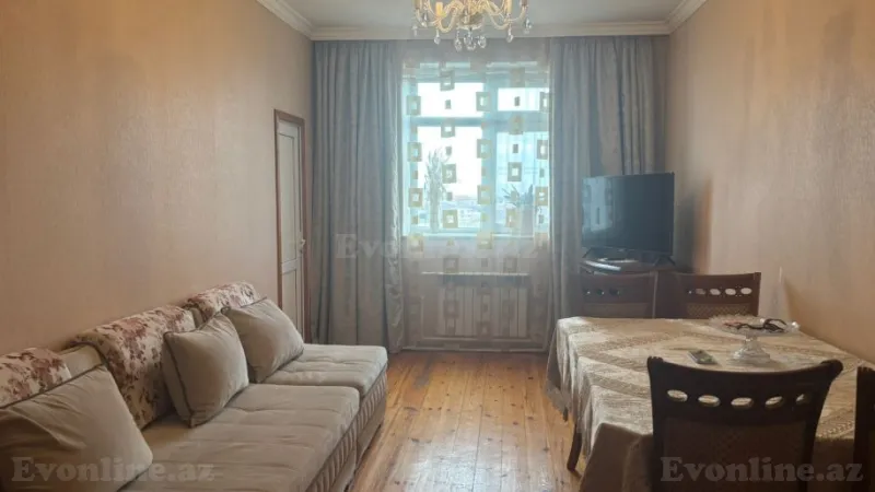 Satılır 3 otaqlı Mənzil Köhnə tikili 75 m² Avtovağzal m.