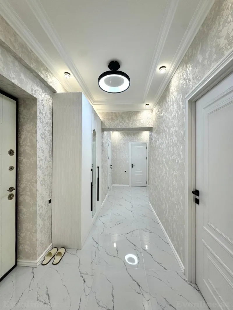 Satılır 2 otaqlı Mənzil Yeni tikili 85 m² Gəncə pr. - şəkil 3