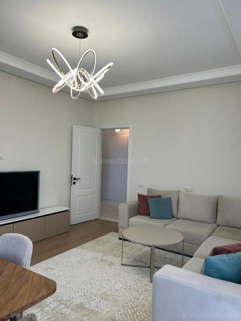 Satılır 3 otaqlı Mənzil Yeni tikili 86 m² İnşaatçılar m. - şəkil 6