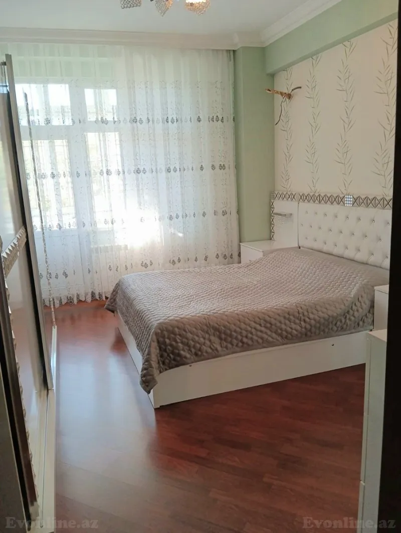 Satılır 3 otaqlı Mənzil Yeni tikili 138 m² Səbail r. - şəkil 3